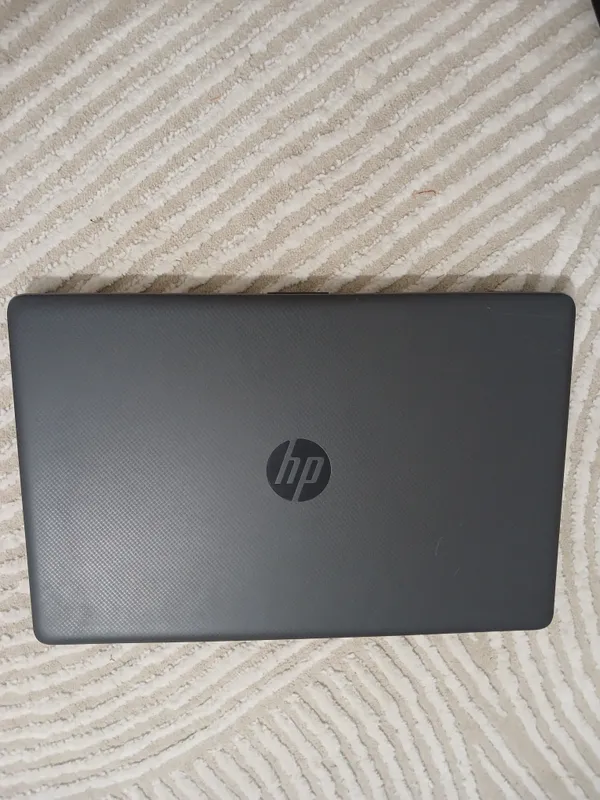 ноутбук HP 1