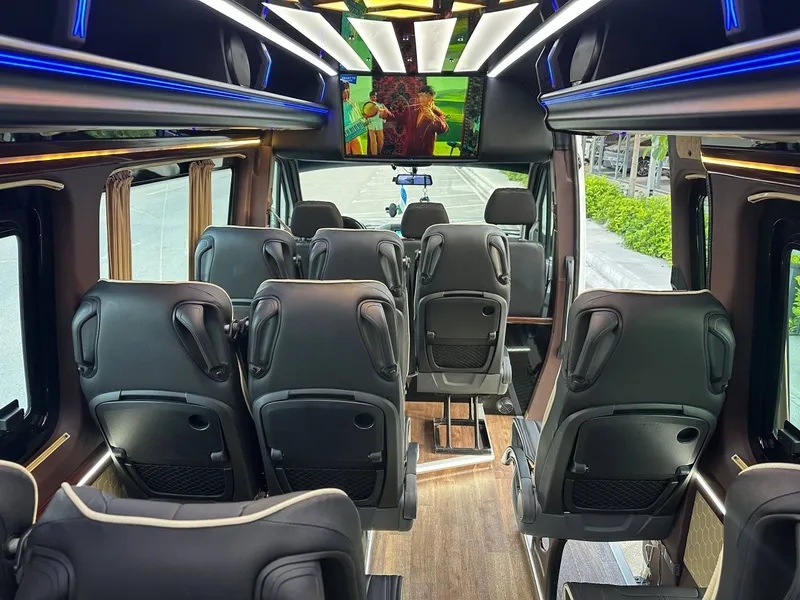Srochna sotiladi Mersedes benz sprinter 18 kishilik 4