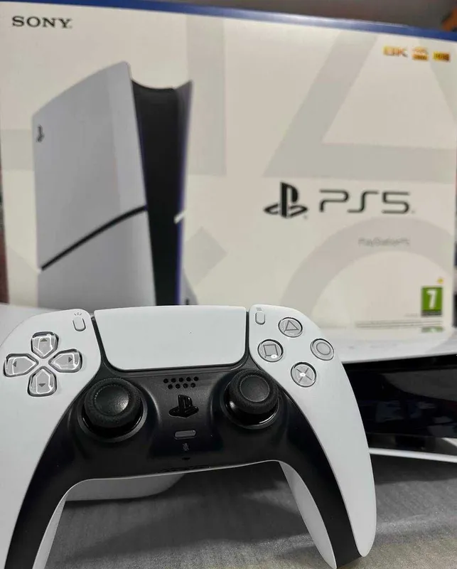 PLAY STATION 5 slim Digital va Ps 5 pro 3