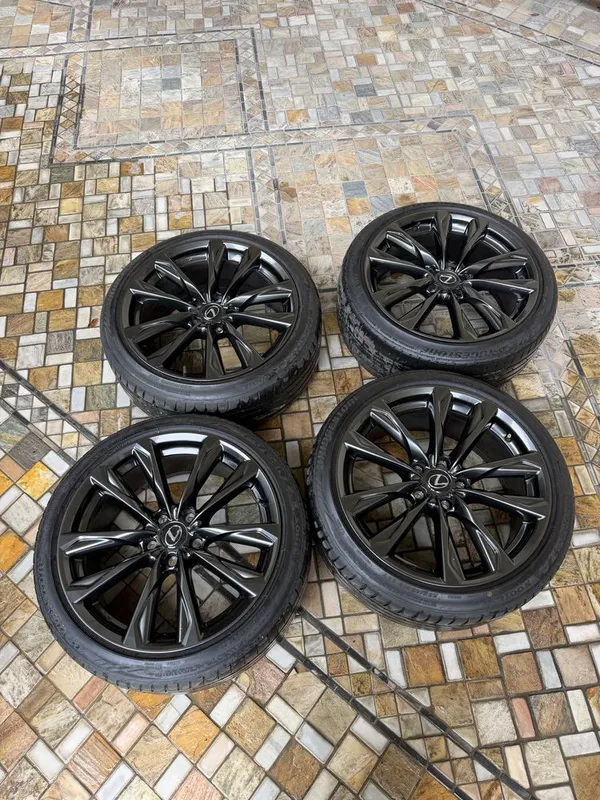 Lexus is 300 sport диска балон