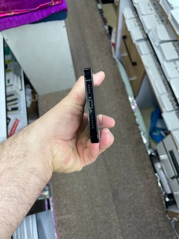 iPhone 14 Pro Max 8