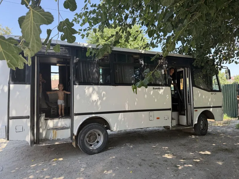 Исузу автобус кабина сотилади 2 Исузу автобус кабина сотилади 2