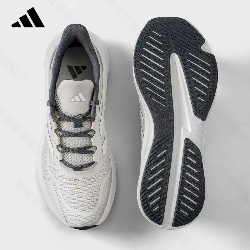 Adidas Кроссовка