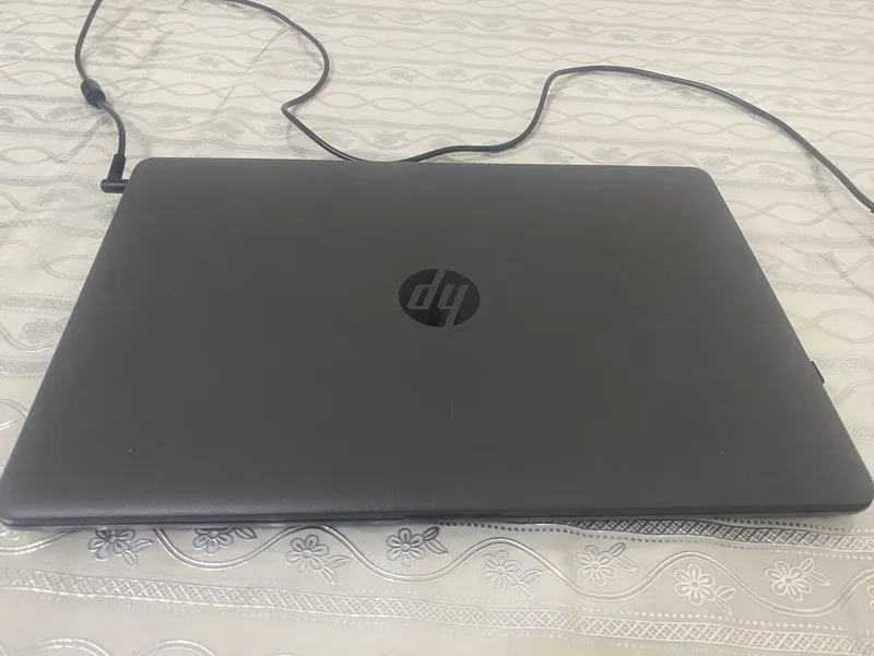 HP 250 G6 noutbuk 2 HP 250 G6 noutbuk 2