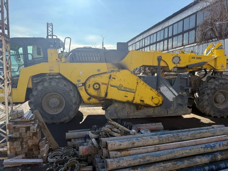 ресайклер WIRTGEN WR 2000 Yili 2007 sotiladi naxadu 1