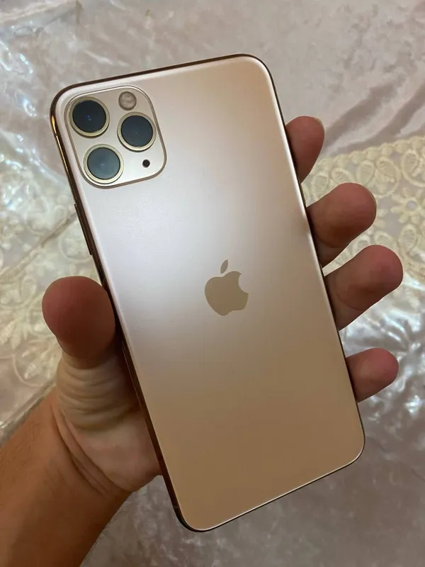 Iphone 11 pro max 280$ aybi ummuman yoq tel ochilmagan — фото 1