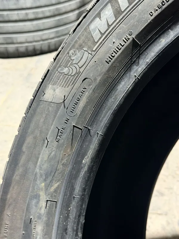 MICHELIN PILOT SPORT 4 orginal 275/45/21 — фото 3