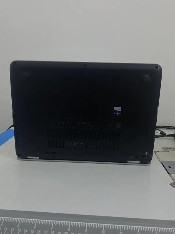 hp Elitebook core15vpro 238gb — фото 1