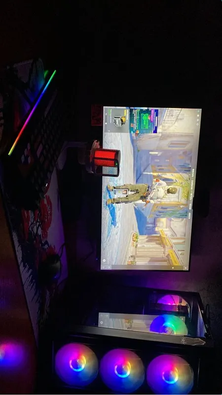 Igrovoy kompyuter stream uchun Срочно!!!