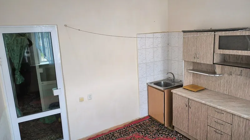 1 хоналик квартира сотилади. Киргили, Дворецда — фото 4