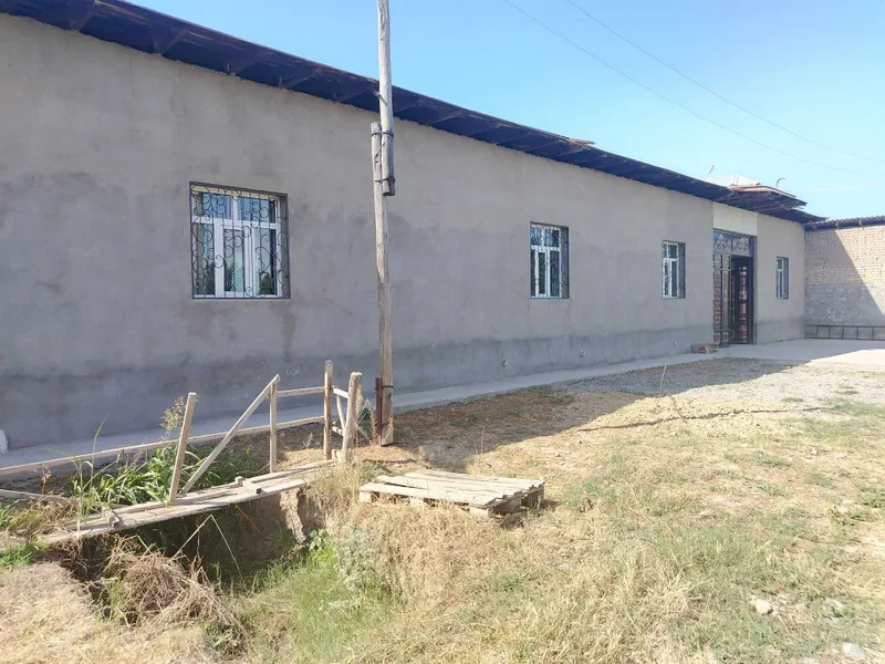 Продаётся дом 13 соток, 7 комнат