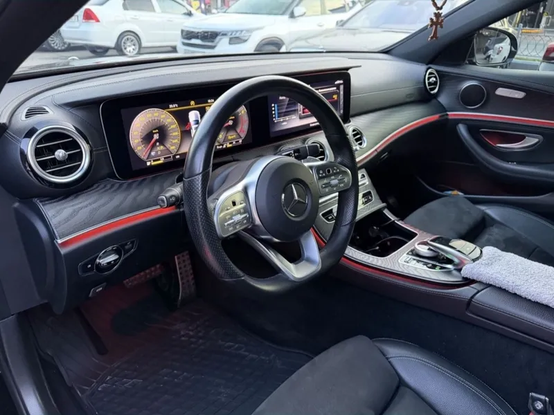 Mercedes Benz W213 E200 Ideal 2019 — фото 3