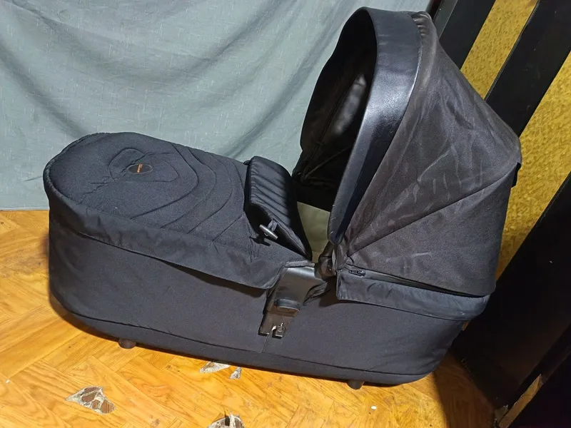 Коляска 2 в одном 2