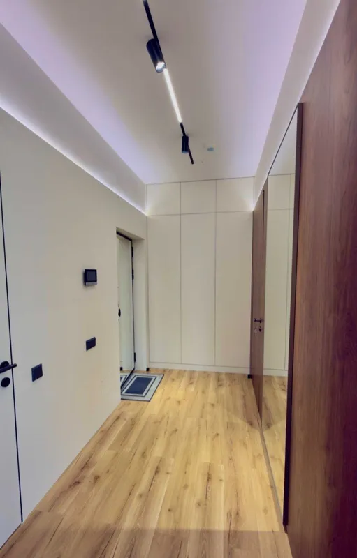 Шота РуставелиЖК «Modera Towers»
Комнат: 3 6 Шота РуставелиЖК «Modera Towers»
Комнат: 3 6