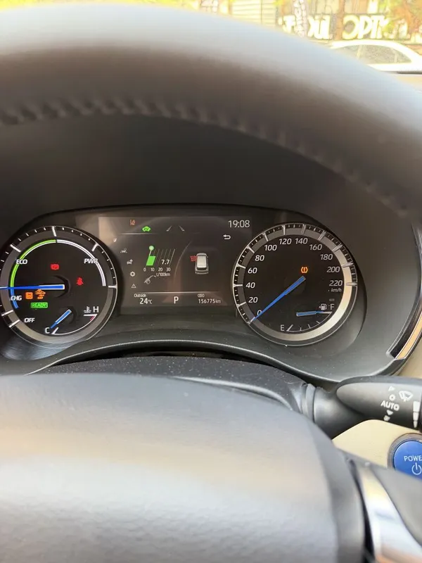 Toyota Highlander Hybrid Limited — фото 7