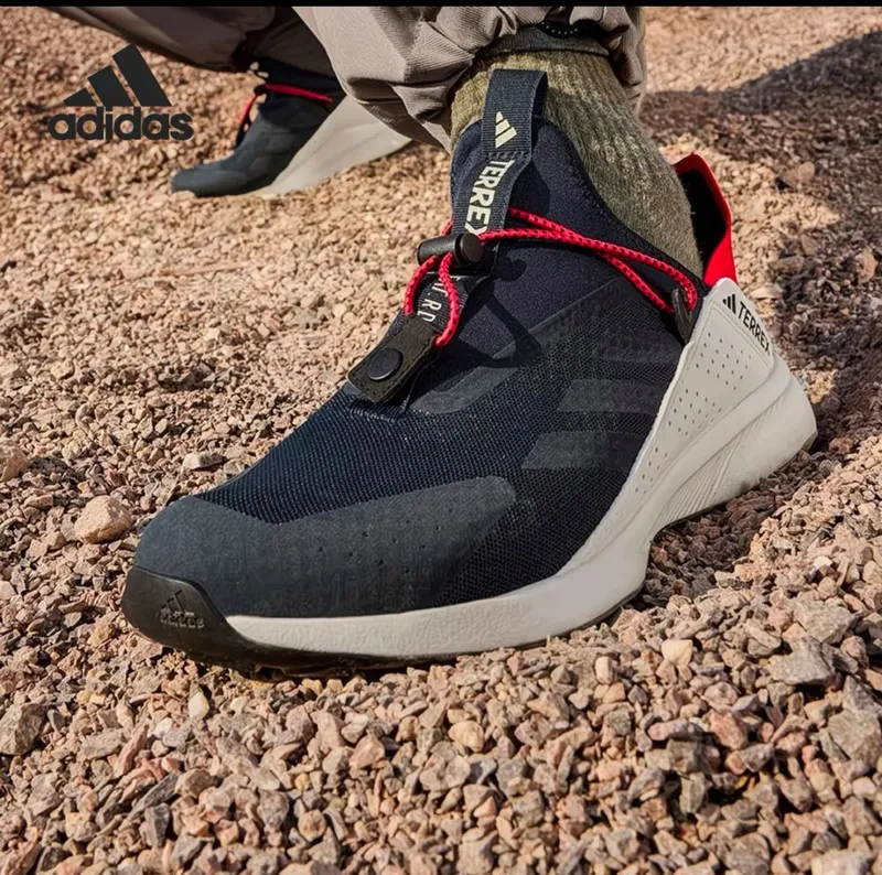 Кроссовки adidas оригинальные — фото 3