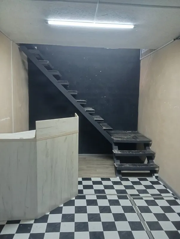 Office Arendaga beriladi