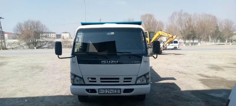 Isuzu Samasval Radnoy 2015 Yurgan — фото 2