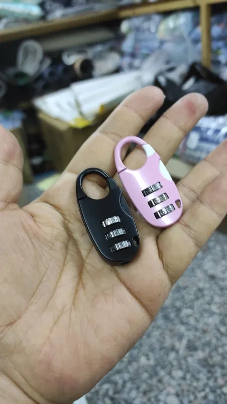 Sumka yoki chamadon uchun kodli mini qulflcha