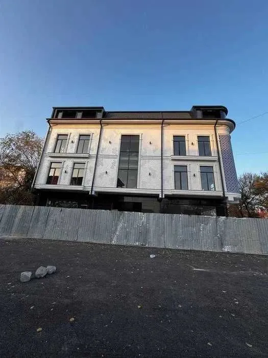 мактаб, клиника фаолияти учун бино, Олмазор тумани, Қорақамишда — фото 2
