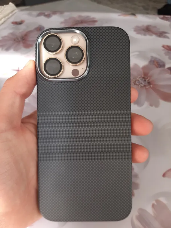 iPhone 16 Pro Max 2 iPhone 16 Pro Max 2