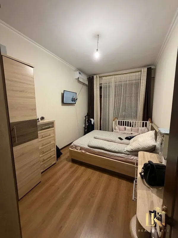Продаётся 3-комнатная квартира в кирпичной новостройке (Яшнабадский район) 3