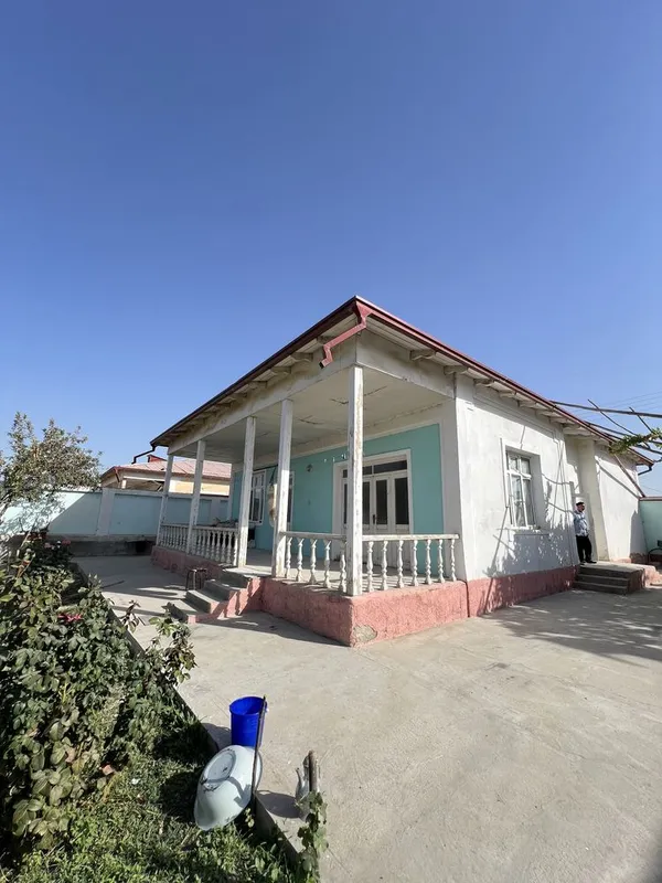 6 sotixlik 5 ta xonadan iborat pishig' g'ishda qurilgan uy — фото 2