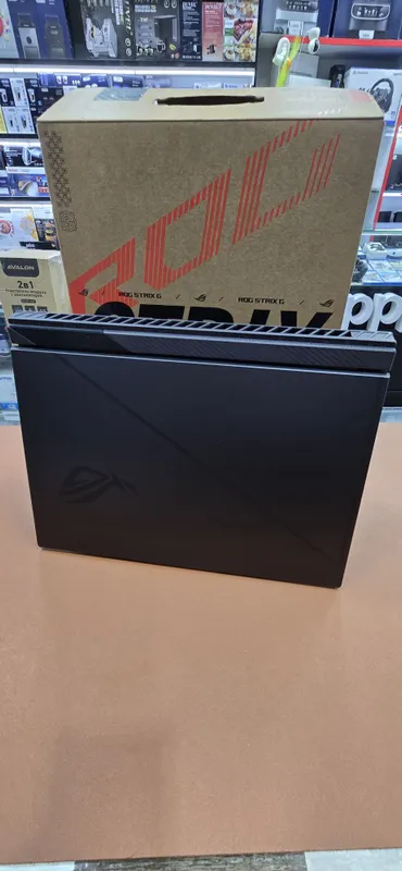 ASUS ROG Strix G16 (G614JV-N4083)