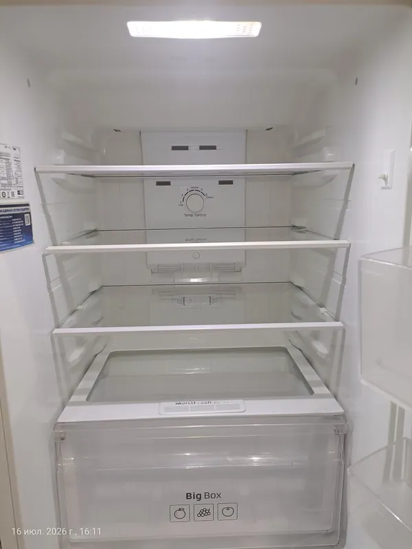 Продам холодильник Samsung RT20HAR3DWW 4