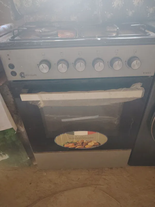 Газовая плита продаётся