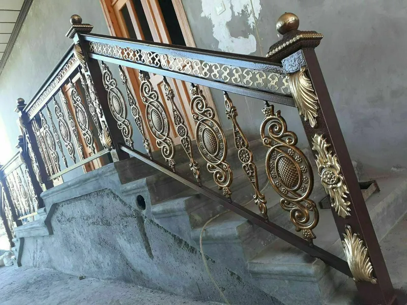 Перилла.Зина учун тиргаклар 8