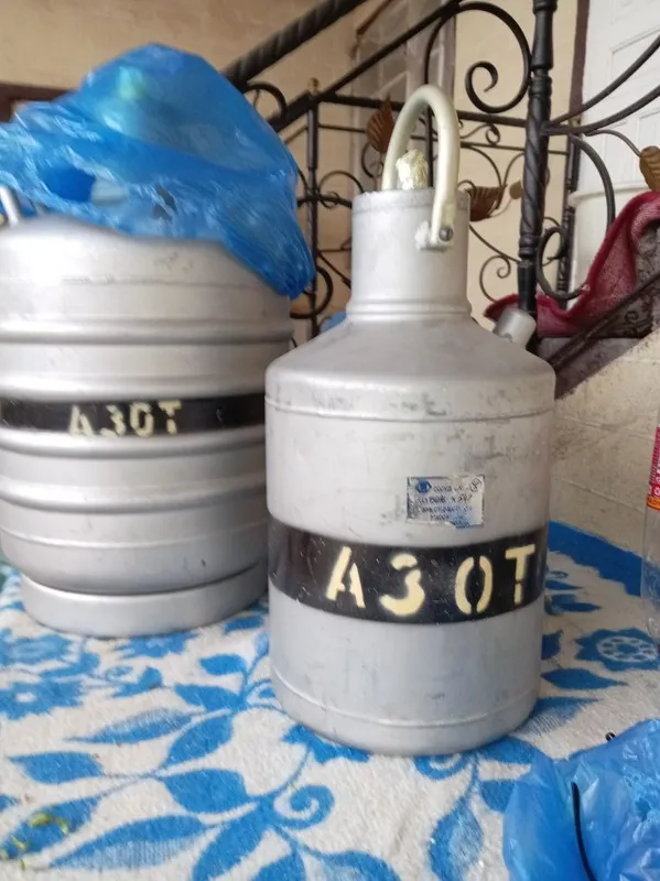 Срочно продам сосуд дьюар для жидкого азота 6 и 18 литровые — фото 1