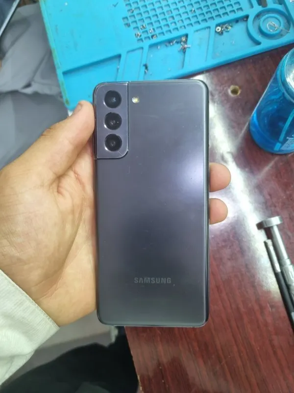 Samsung S21 8/256 talik