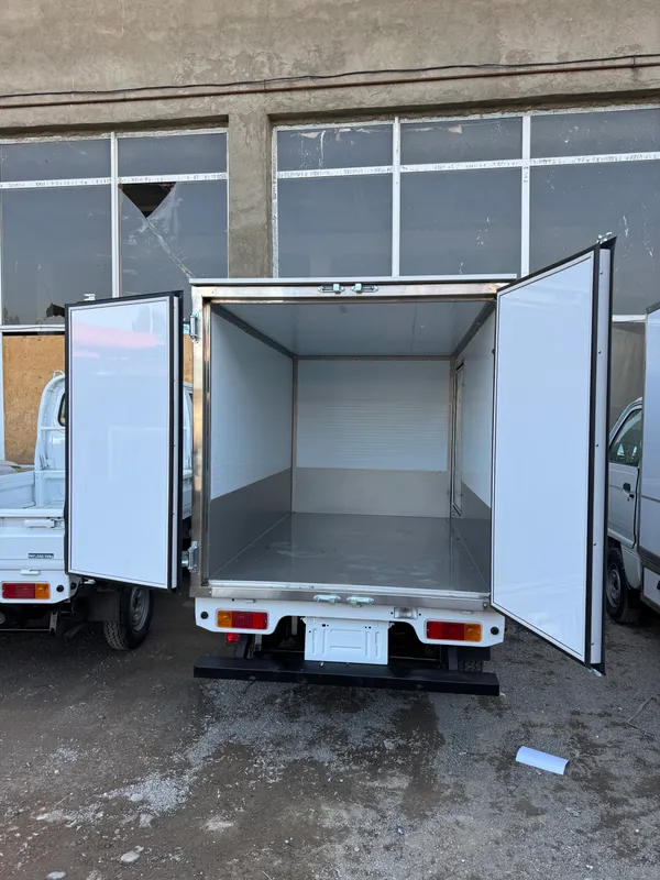 Sendvich panel penapolelutan
