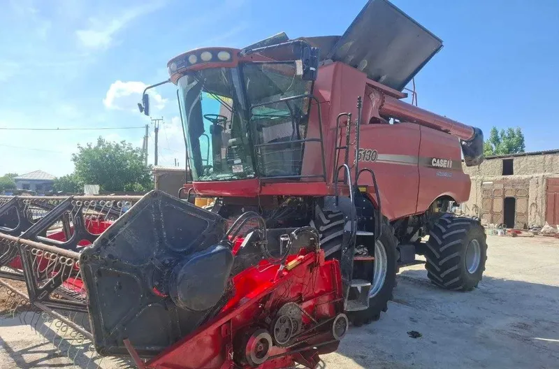Kombayn Case IH Axial-Flow 5130 2 Kombayn Case IH Axial-Flow 5130 2