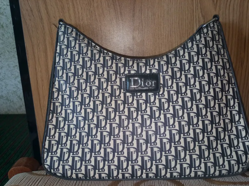dior sumka