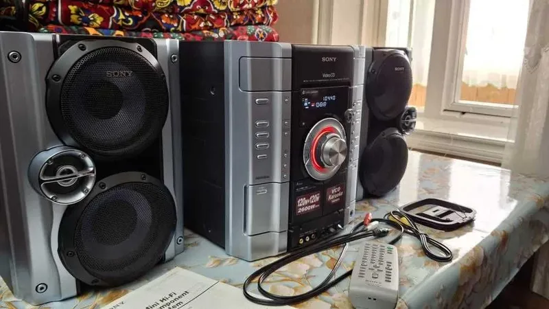 НЕДОРОГО! музыкальный центр Sony MHC-RV22 120 Вт. — фото 4