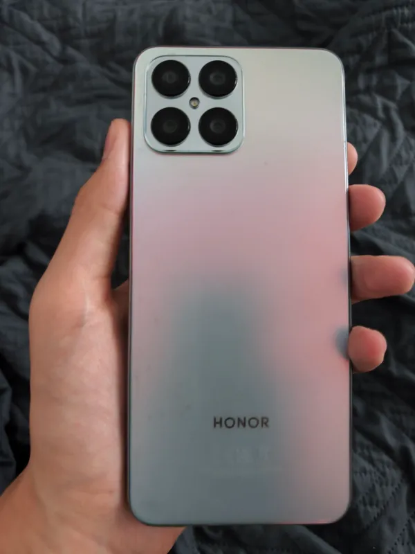 Honor X8 128гб памяти и 6,0 Гб + 2,0. Коробка есть