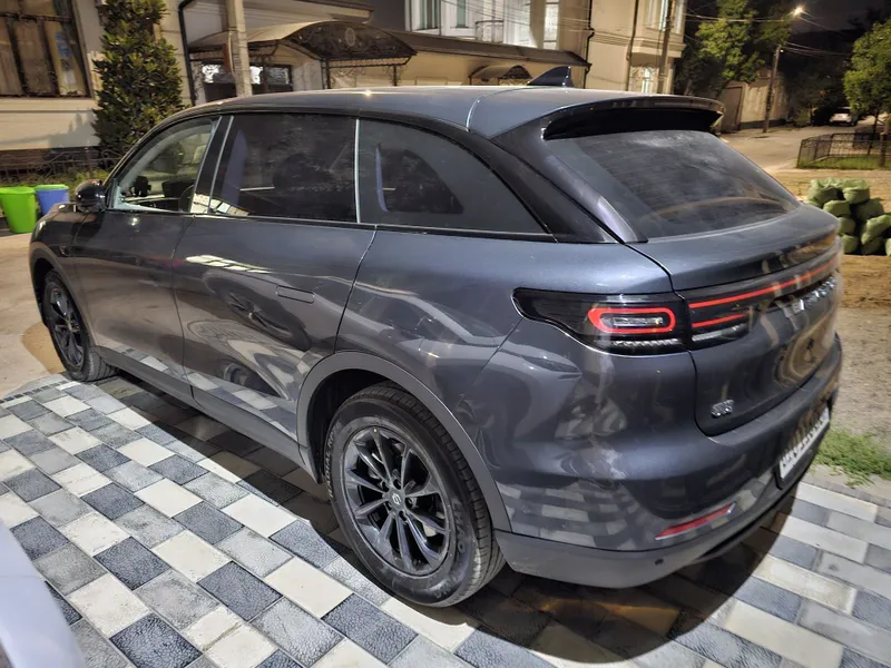 Leapmotor c11 , comfort, 2024 , 18000 km probeg — фото 1