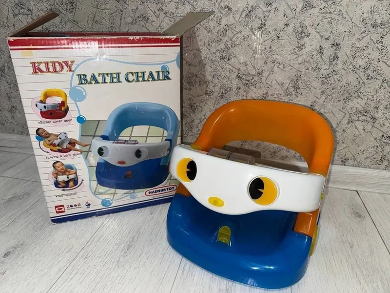 Cho‘milish uchun stulcha sotiladi