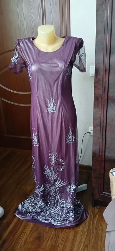 Qizlar va ayollar uchun ko‘ylak sotaman 2 Qizlar va ayollar uchun ko‘ylak sotaman 2
