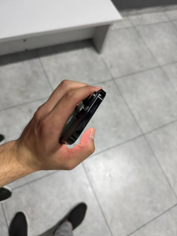 iPhone 2 iPhone 2
