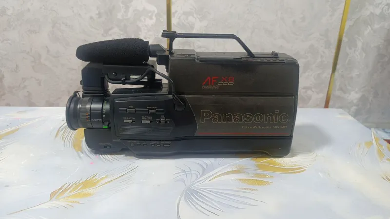 PANASONIC VHS новый продается
