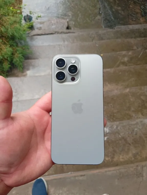 Iphone 15 pro max — фото 1