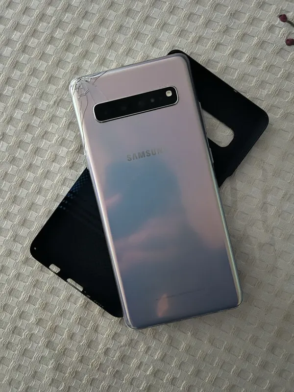 Samsung s10 5G 8/256 gb
