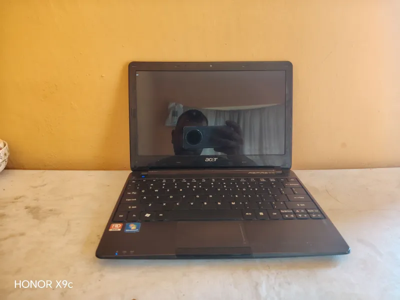 Netbuk ACER — фото 3