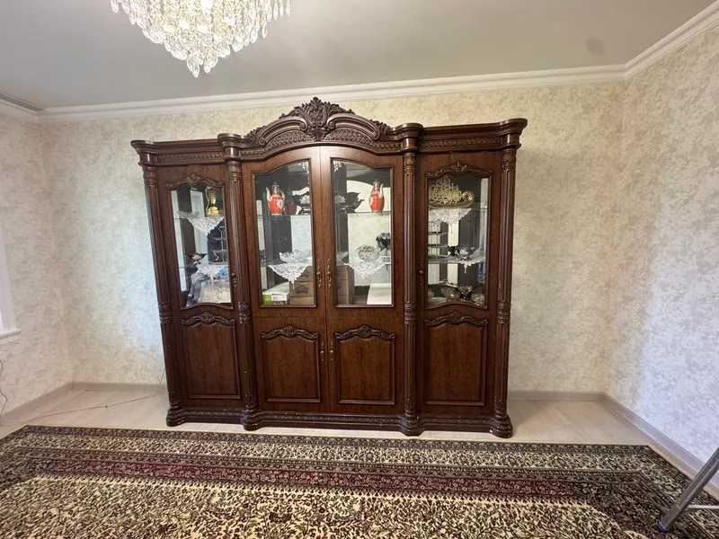 Продается стенка, есть 2 одинаковые 1