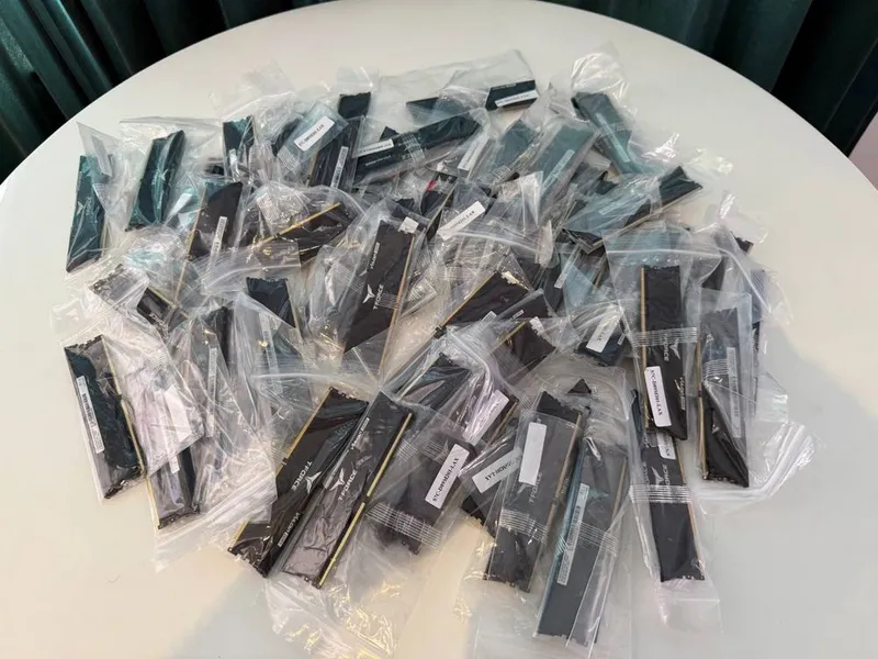 T Force Vulcan 1x16GB 6000MHz DDR5 В количестве T Force Vulcan 1x16GB 6000MHz DDR5 В количестве
