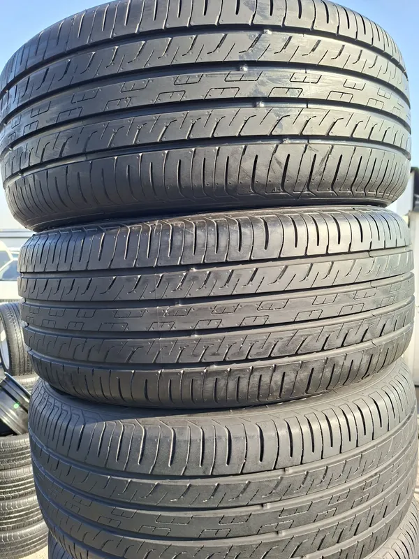 Giti 235 /50/19 4