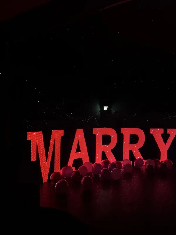 Marry Me yozuvlari arendaga beriladi. — фото 2